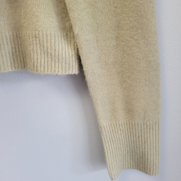 Zara Crochet Pilgrim Collar Cropped Sweater - Picture 8 of 11